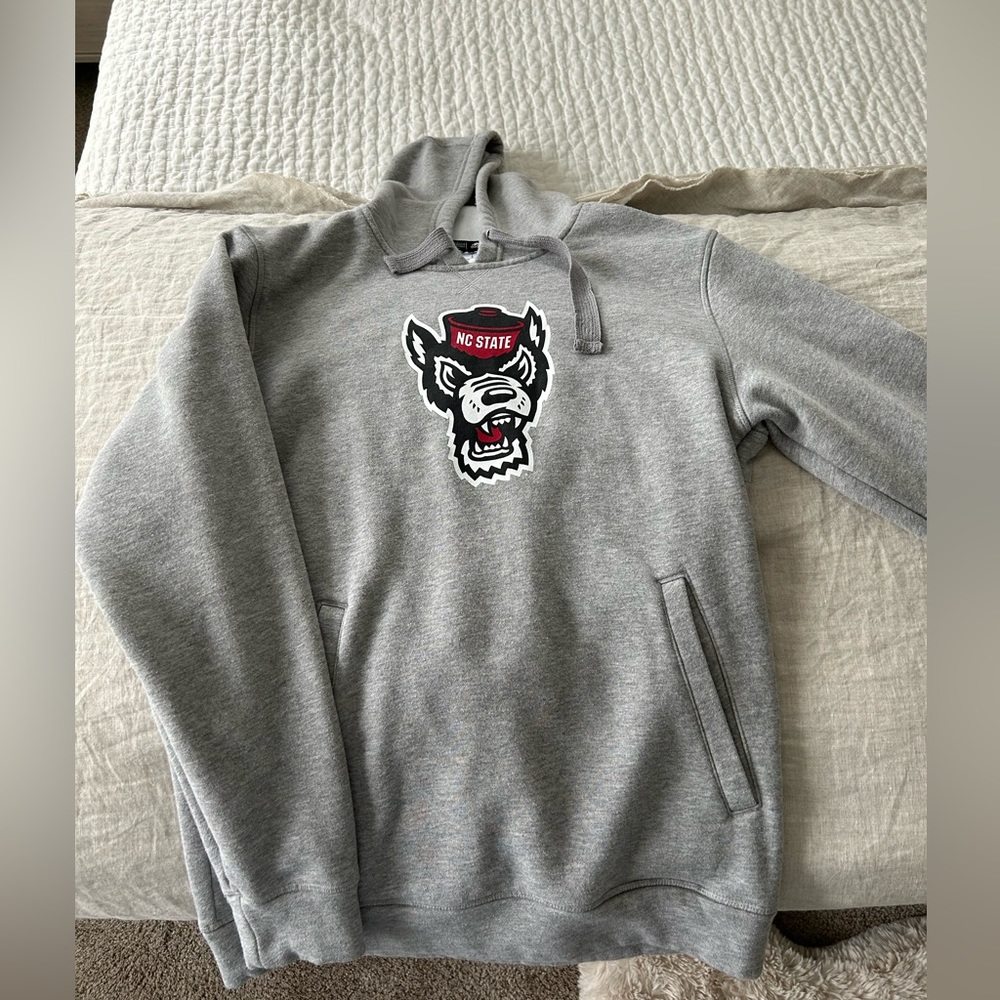 Women’s NC state sweatshirt